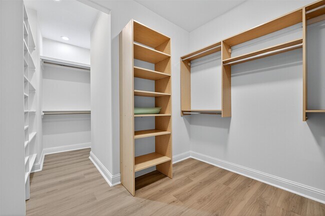 Building Photo - 2019 Bendstone Cir