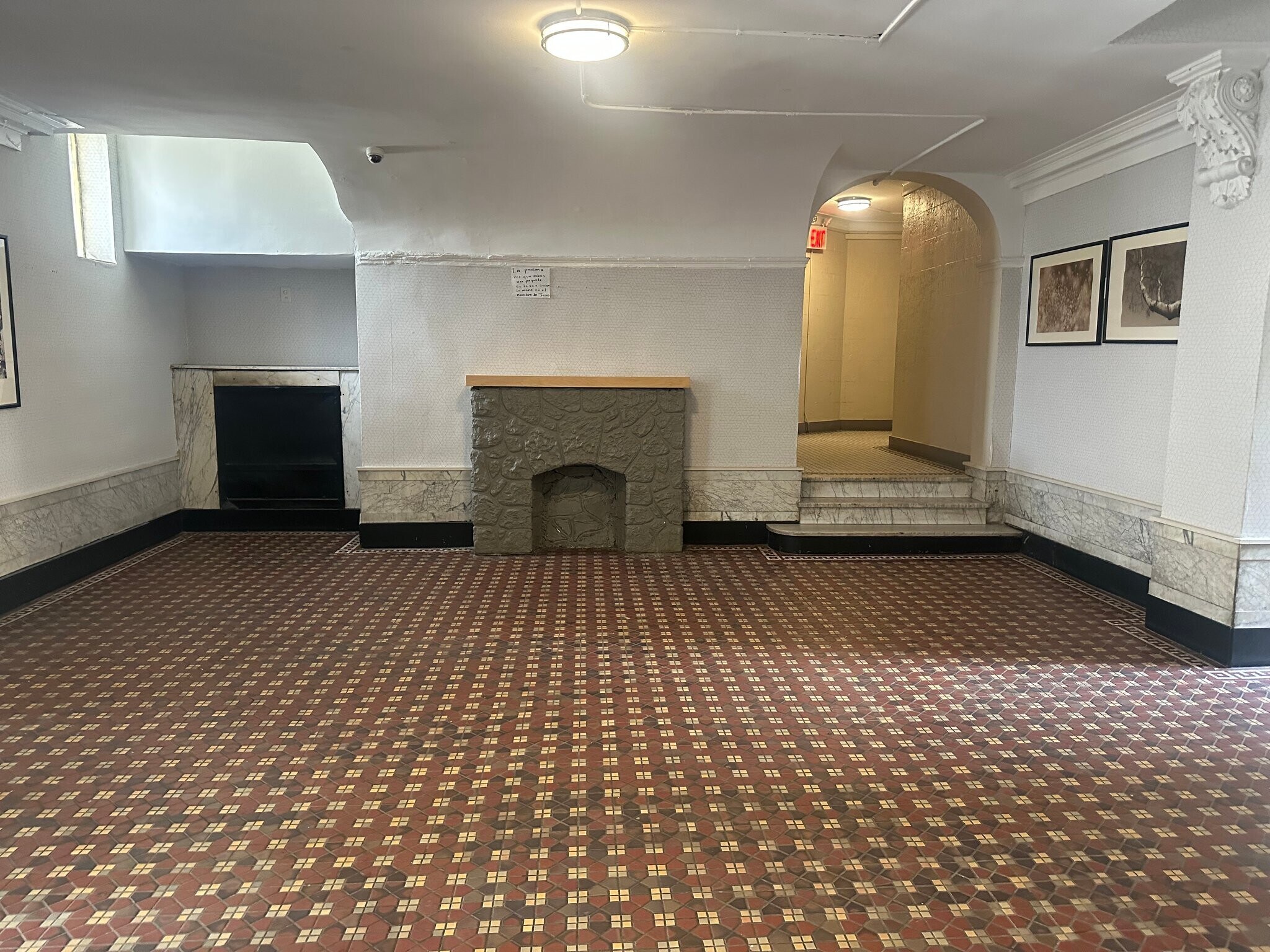 Building Photo - 265 Beech St