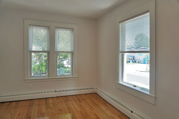 Building Photo - 2 Ivaloo St