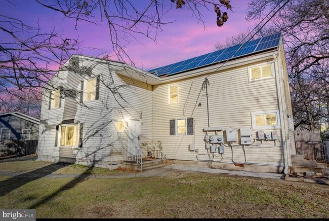 Building Photo - 96 Martins Ln