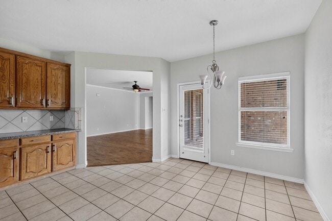 Building Photo - Spacious 4-Bedroom Home with Bonus Room and Large Backyard in Caruth Lake