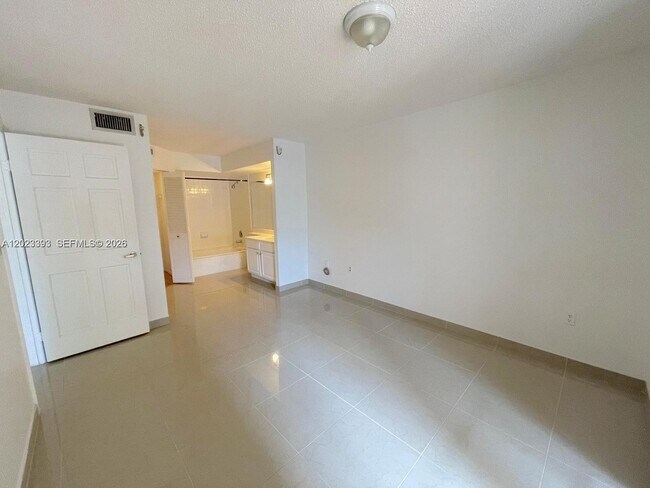 Building Photo - 1280 S Alhambra Cir