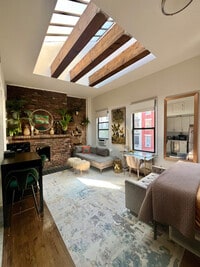 Building Photo - 329 W 19th St