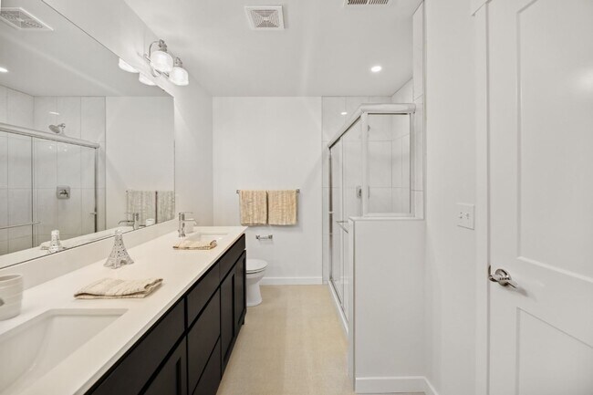 Building Photo - 3Bd/2.5Bd Monroe Townhome