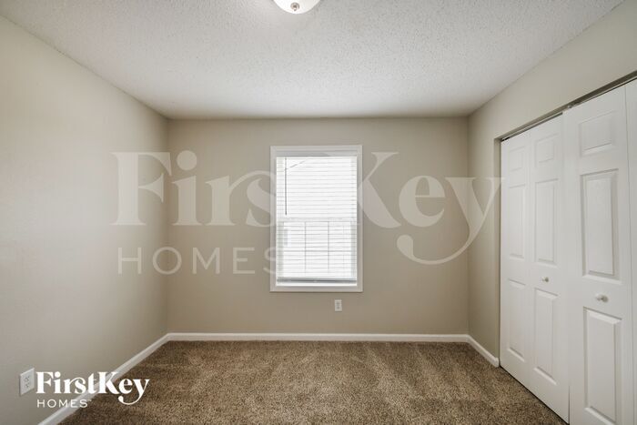Building Photo - 12629 Wolf Run Rd