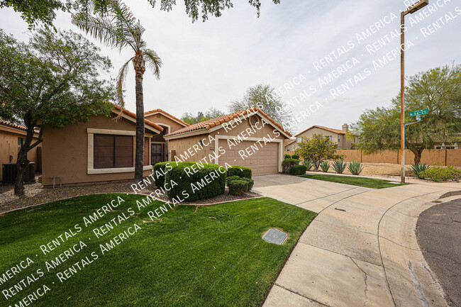 Building Photo - 9429 E Camino Del Santo