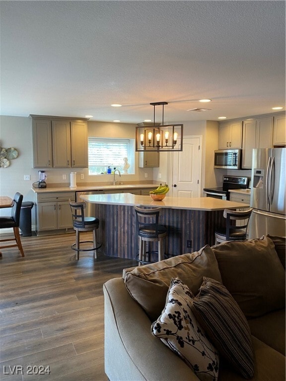 Building Photo - 1005 E McKnight Ave