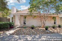 Building Photo - 13823 Brays Forest