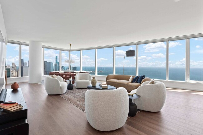 Building Photo - 1000 S Michigan Ave