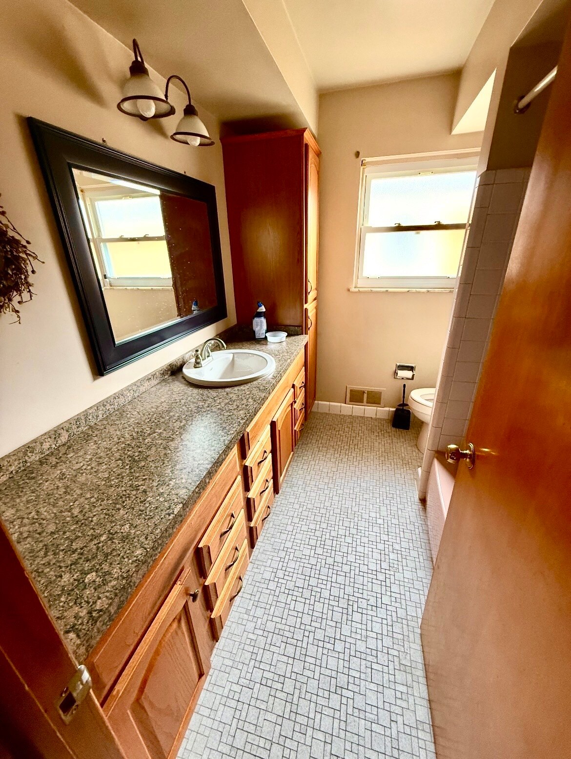 Building Photo - 12237 Champaign Ave