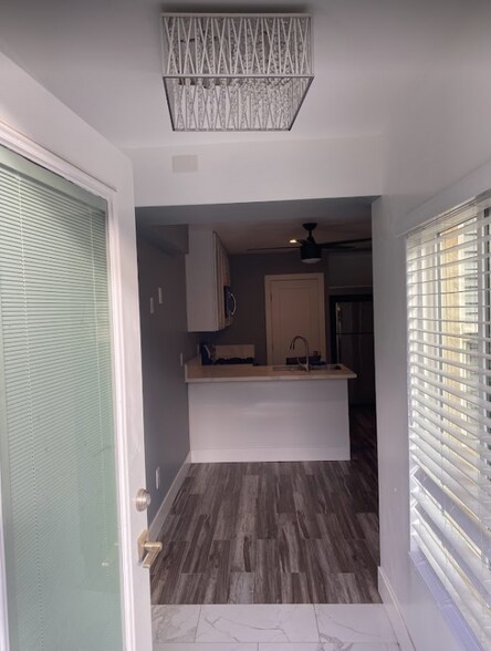 Building Photo - 11 Woodlark Ct