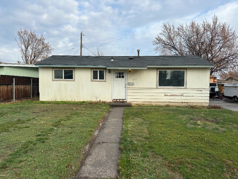 Primary Photo - 1260 E 4th N