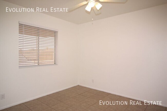 Building Photo - 2413 N Amarillo St