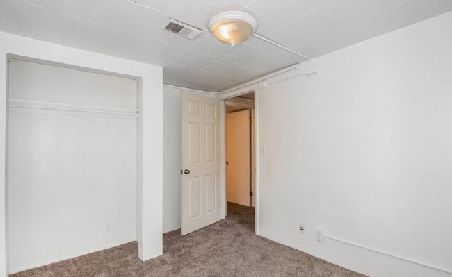 Building Photo - 1920 Springfield Dr