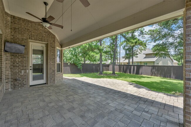 Building Photo - 42 Caprice Bend Pl