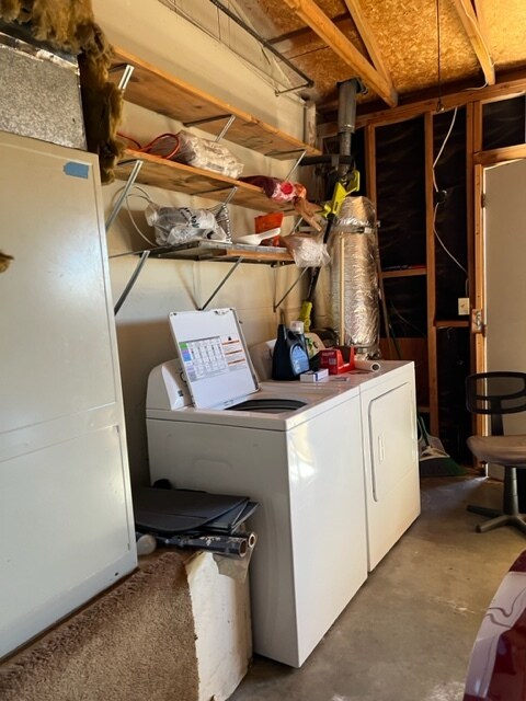 Washer/dryer included - 709 W Atkins Ave