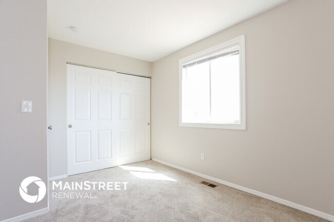 Building Photo - 8719 Aspen Ct