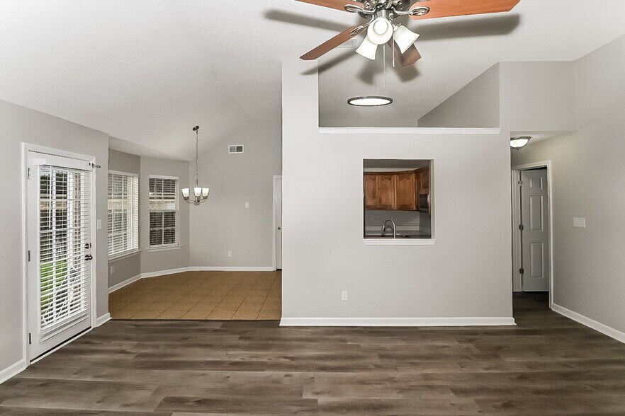 Building Photo - 5940 Keebler Dr W