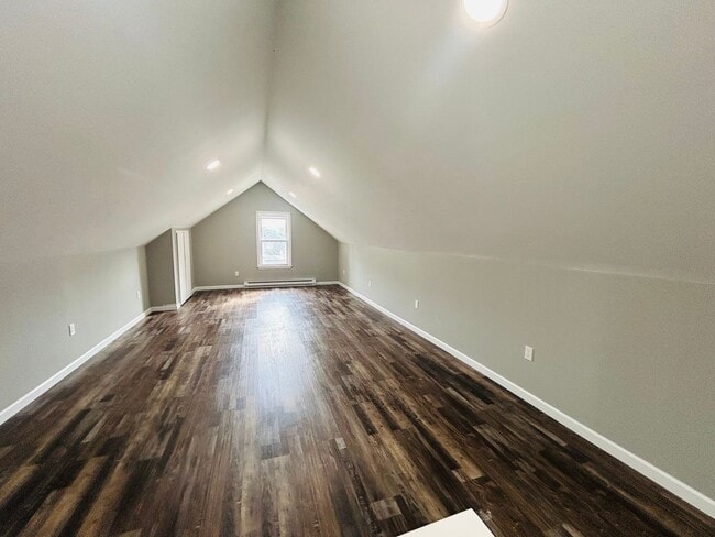 Building Photo - Cute 3 bedroom house located in East Stroudsburg Borough!