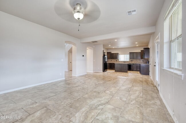 Building Photo - 2124 Thomas Lackland St