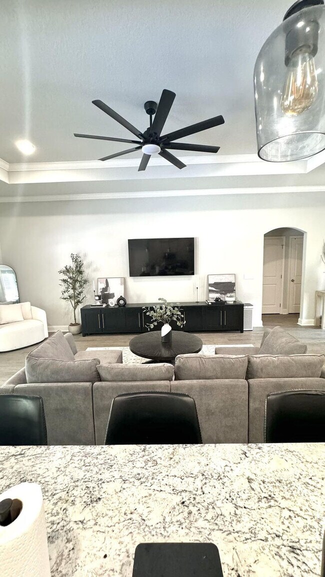 Building Photo - 2064 Constitution Dr