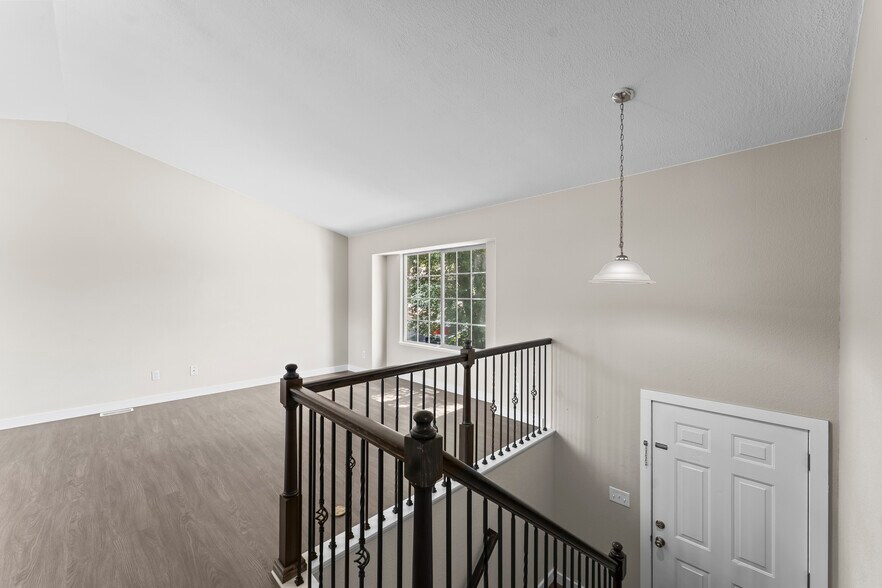 Building Photo - 2155 Woodsong Way