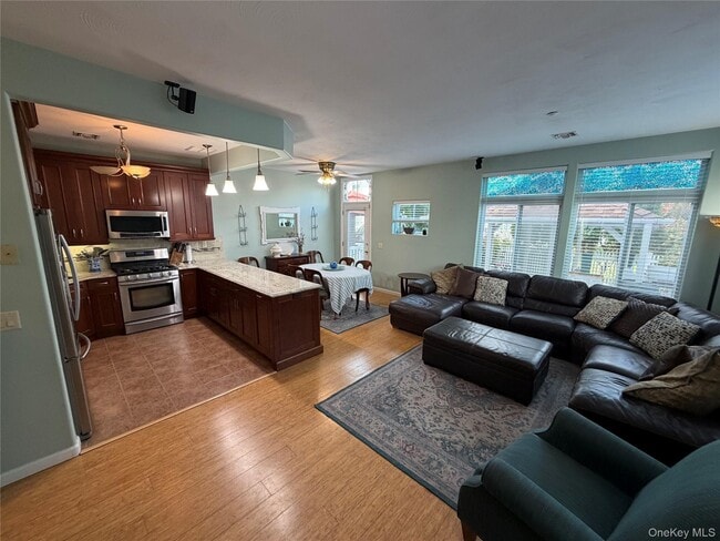 Building Photo - 2-15 Beach Breeze Ln