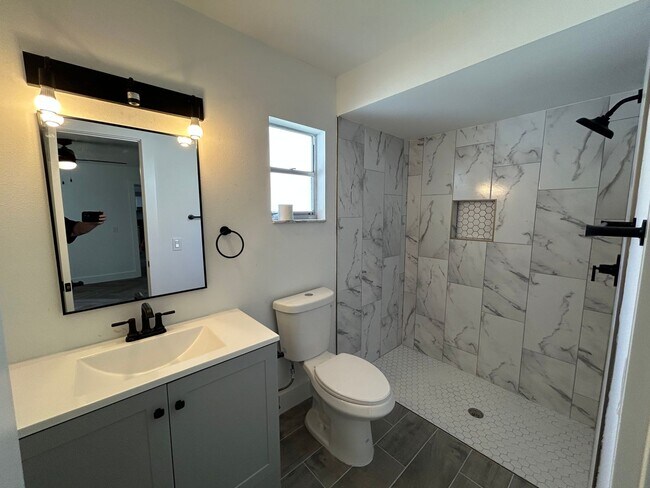 Building Photo - 278 Brandy Hills Dr