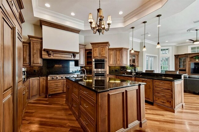 Building Photo - 704 Berrocales De Avila