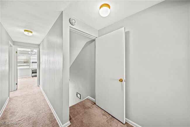 Building Photo - 21516 Halworth Rd