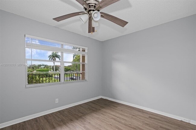 Building Photo - 901 SW 128th Terrace