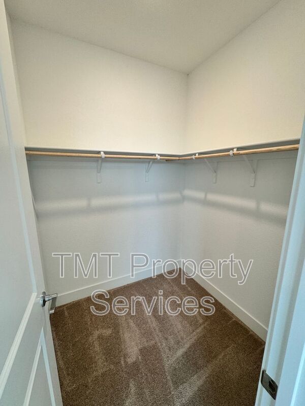 Building Photo - 10315 Marama Wy