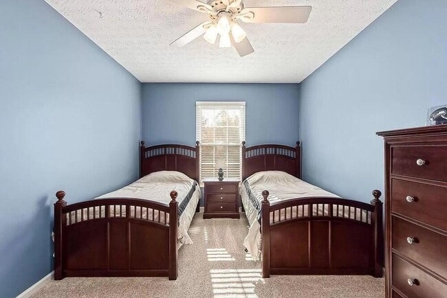 Building Photo - 5772 Clearfield Ln