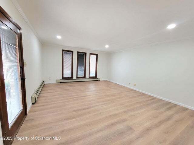 Building Photo - 328 4th St