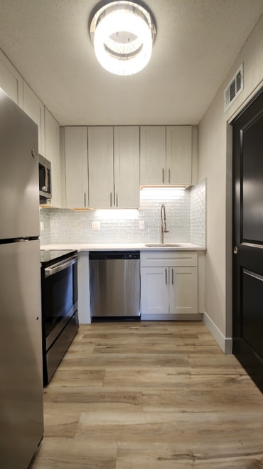 Building Photo - 10844 Big Bend Rd