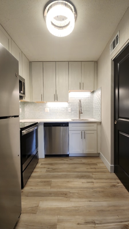 Building Photo - 10844 Big Bend Rd