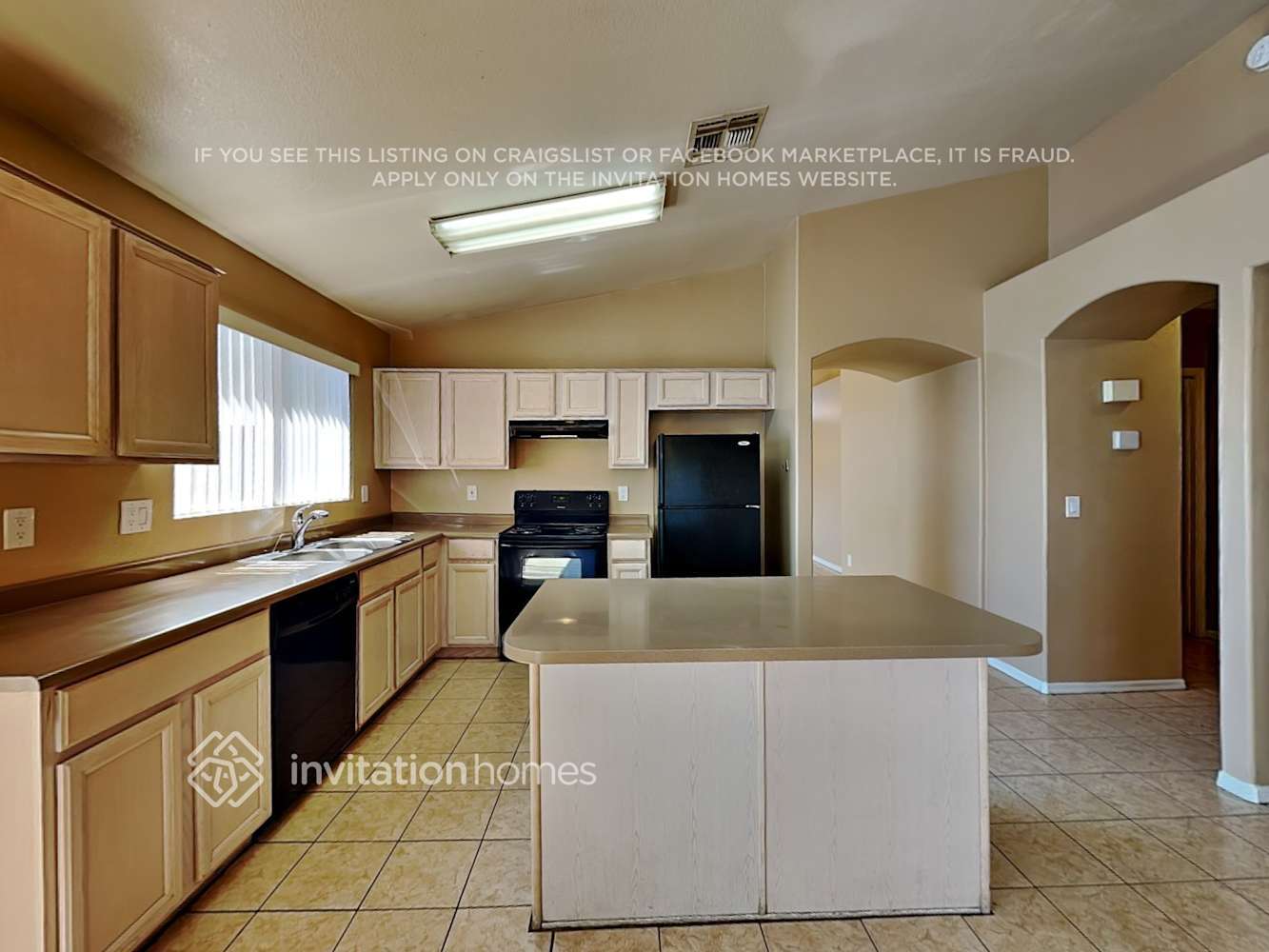 Building Photo - 16631 North 23rd Pl