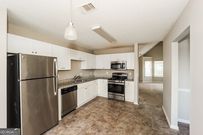 Building Photo - 11885 Registry Blvd