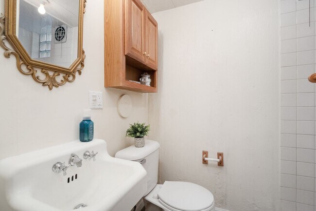 Building Photo - Florissant Home for Rent!