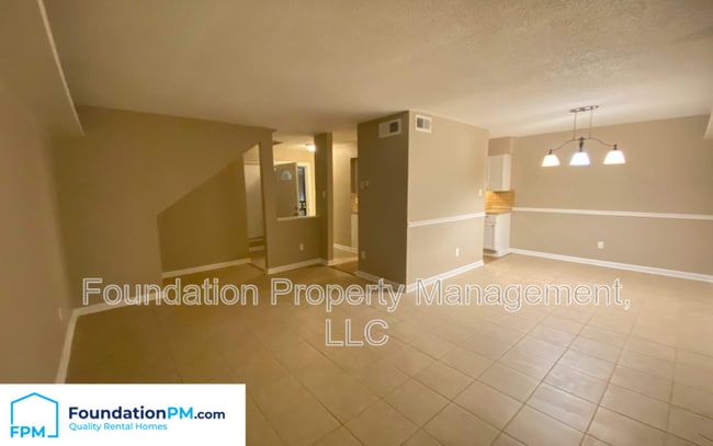 Building Photo - 3818 High Bridge Ct