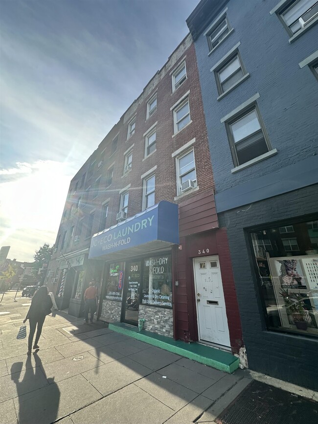 Building Photo - 340 2nd St