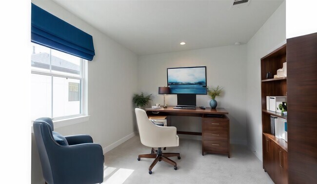 Building Photo - 2802 Grand Fountains Dr