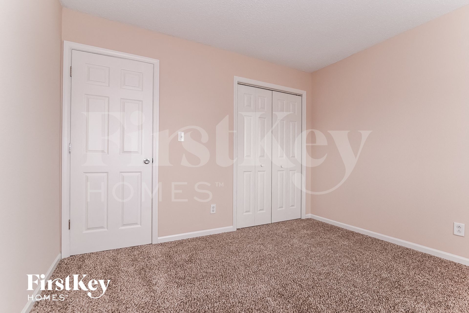 Building Photo - 5822 Rolling Bluff Ln