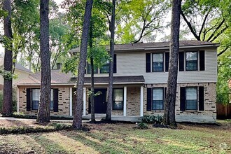 Building Photo - 34 E Wandering Oak Dr