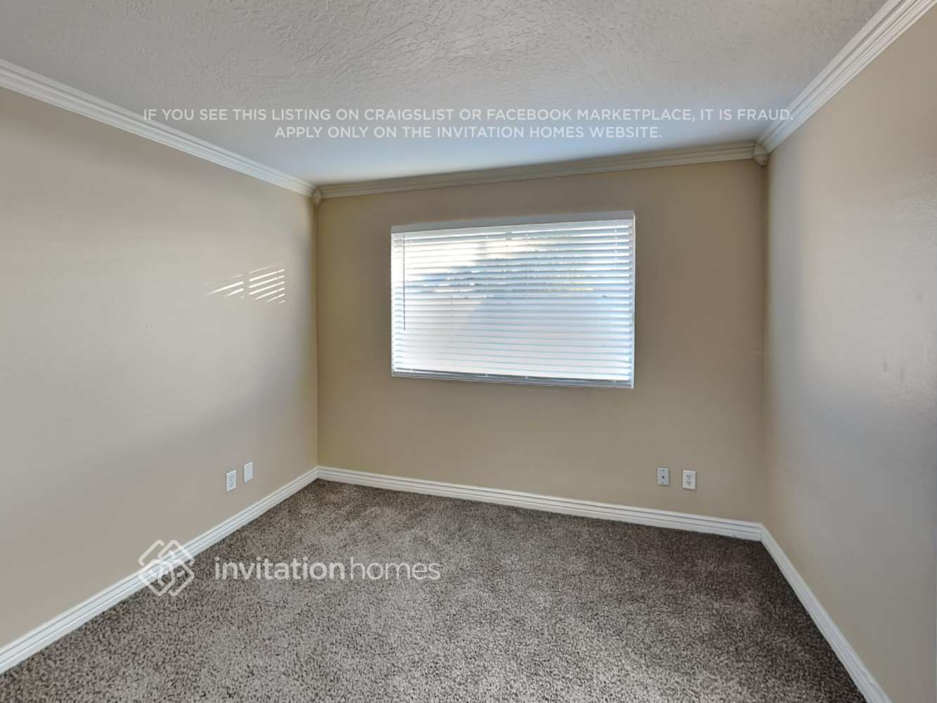 Building Photo - 4107 W Desert Hills Dr