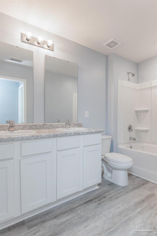 Building Photo - 5720 Blackhorse Cir