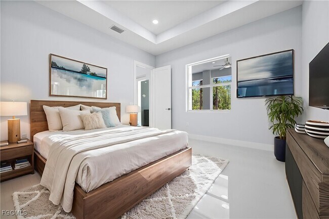 Building Photo - 3990 27th Ave NE