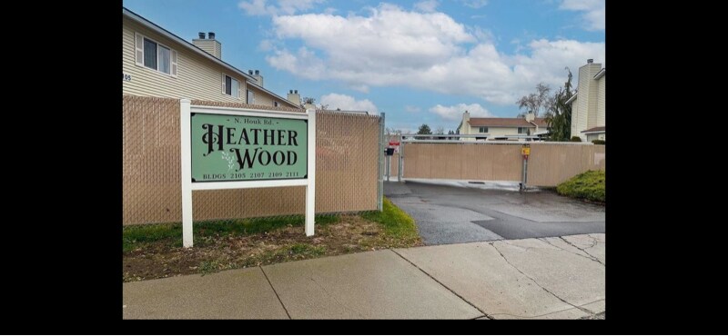 Building Photo - 2111 N Houk Rd