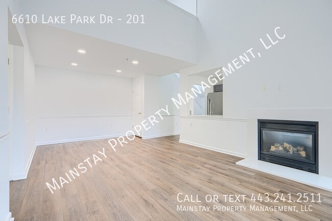 Building Photo - 6610 Lake Park Dr