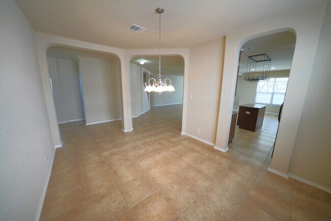 Building Photo - Immaculate Rental Now Available in Cibolo!...